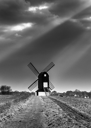 Winter Rays, Pitstone Windmill