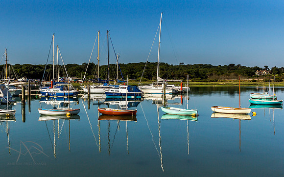 Dingey reflections, Yarmouth Harbour